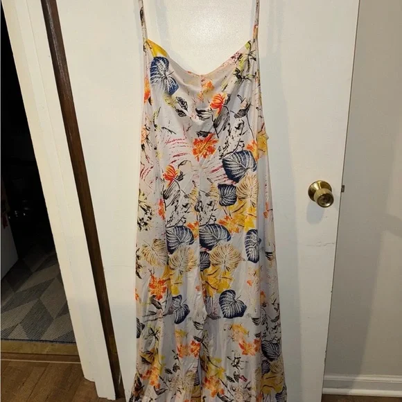 Floral Sleeveless Jumpsuit - Picture 6 of 6